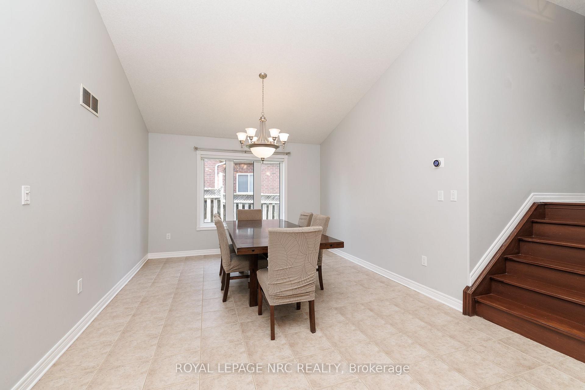 Photo 19 of 8532 Heikoop Crescent, Niagara Falls, Forestview — HOMEH