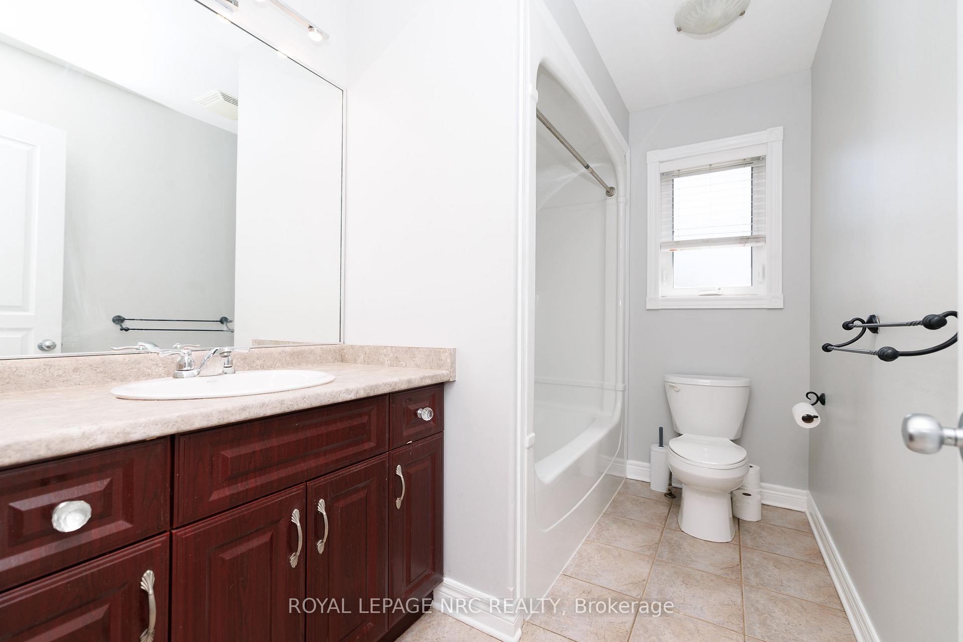 Photo 30 of 8532 Heikoop Crescent, Niagara Falls, Forestview — HOMEH