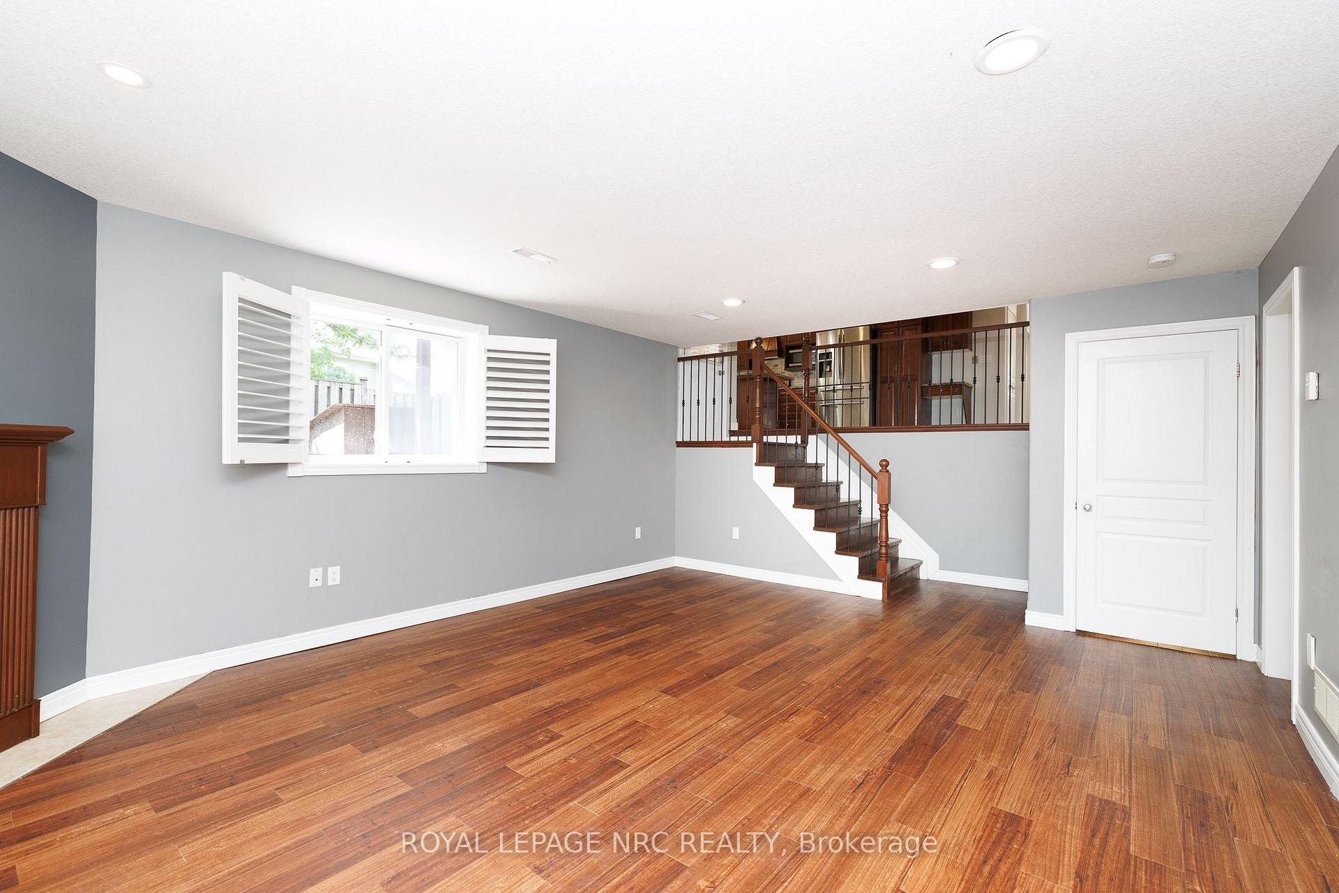 Photo 36 of 8532 Heikoop Crescent, Niagara Falls, Forestview — HOMEH