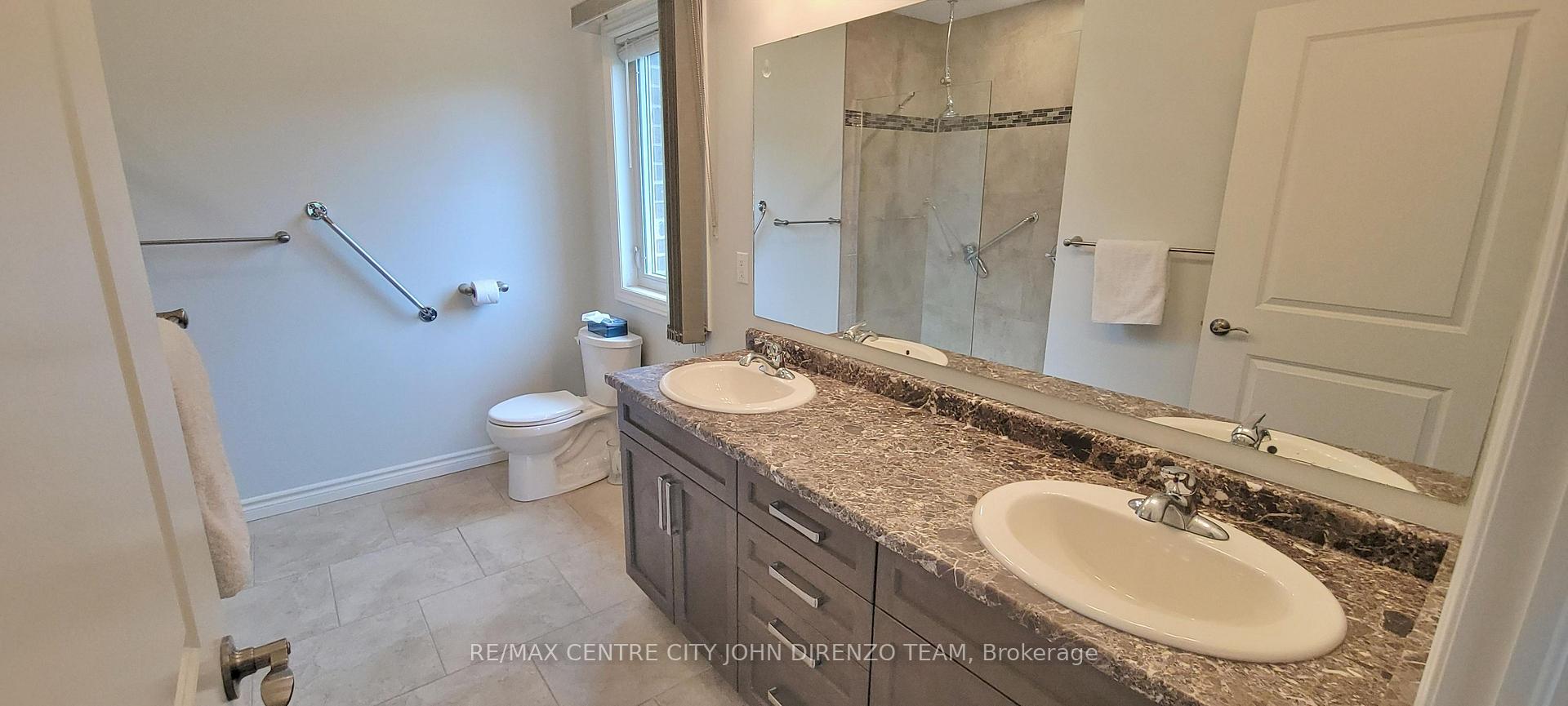 Photo 9 of Unit 11, 1 Vineden Drive, Central Elgin, Lynhurst — HOMEH