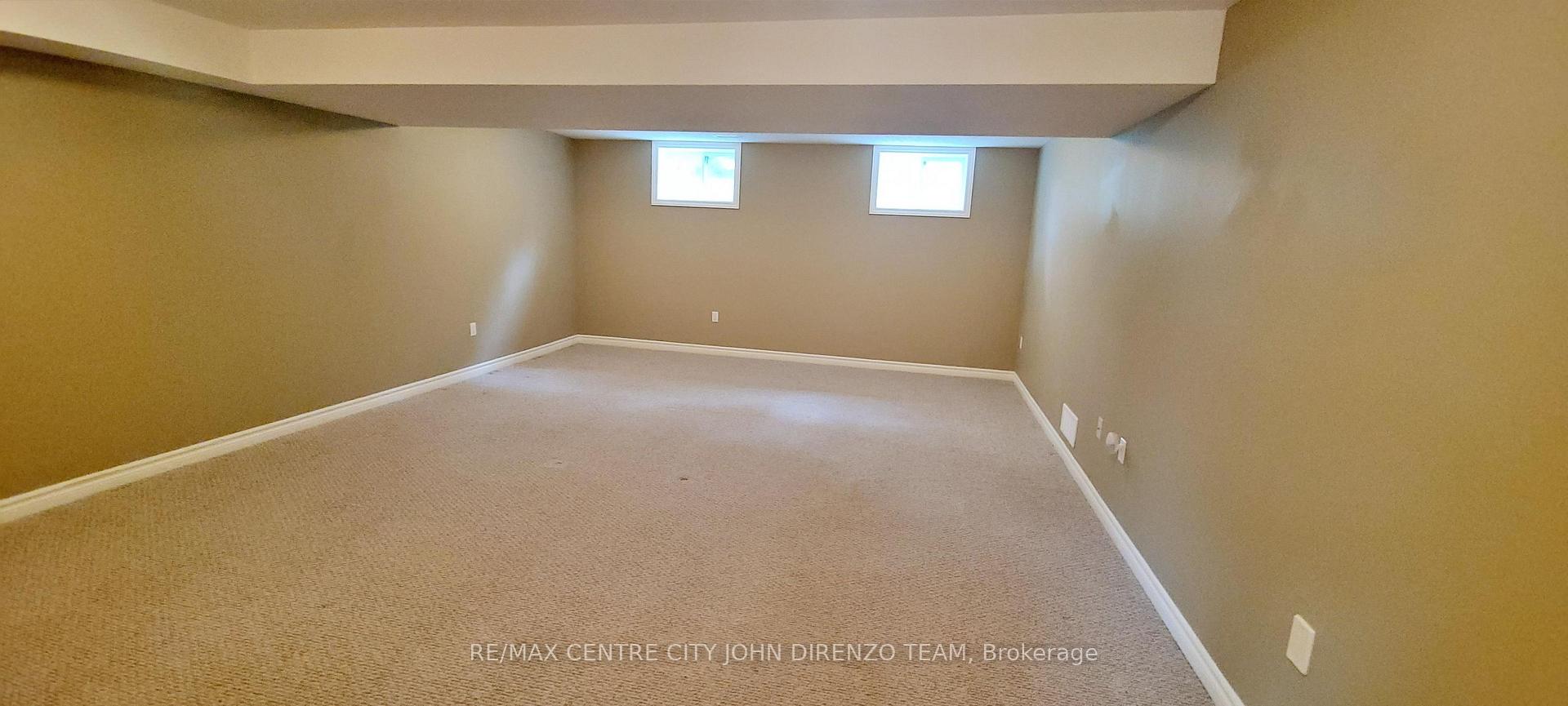 Photo 16 of Unit 11, 1 Vineden Drive, Central Elgin, Lynhurst — HOMEH