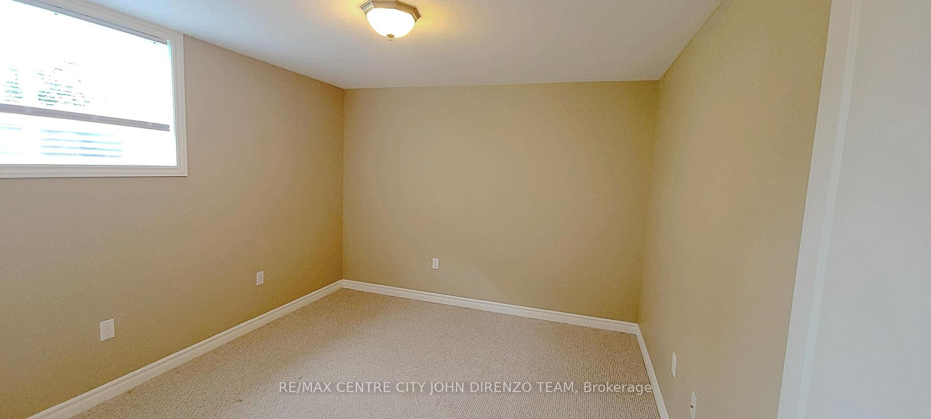 Photo 19 of Unit 11, 1 Vineden Drive, Central Elgin, Lynhurst — HOMEH