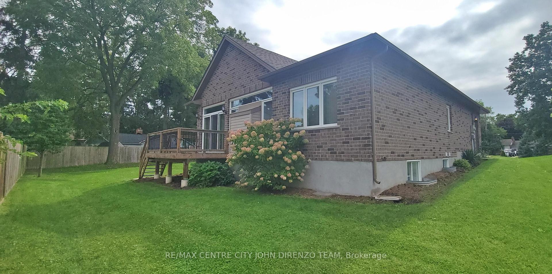 Photo 24 of Unit 11, 1 Vineden Drive, Central Elgin, Lynhurst — HOMEH