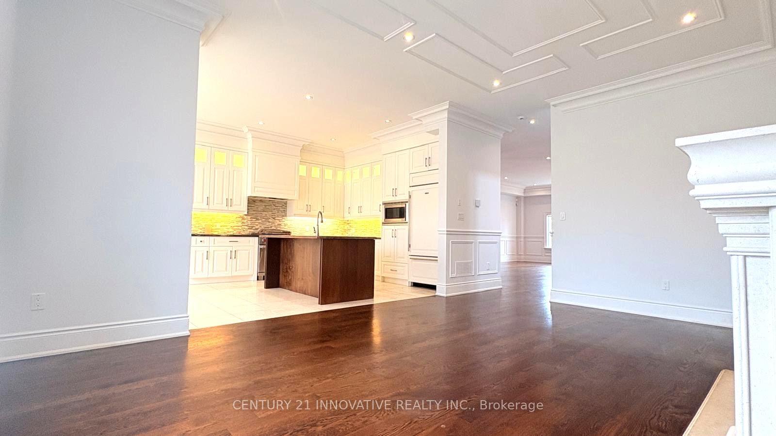 Photo 23 of 111 Royal Palm Drive, Vaughan, Crestwood-Springfarm-Yorkhill — HOMEH