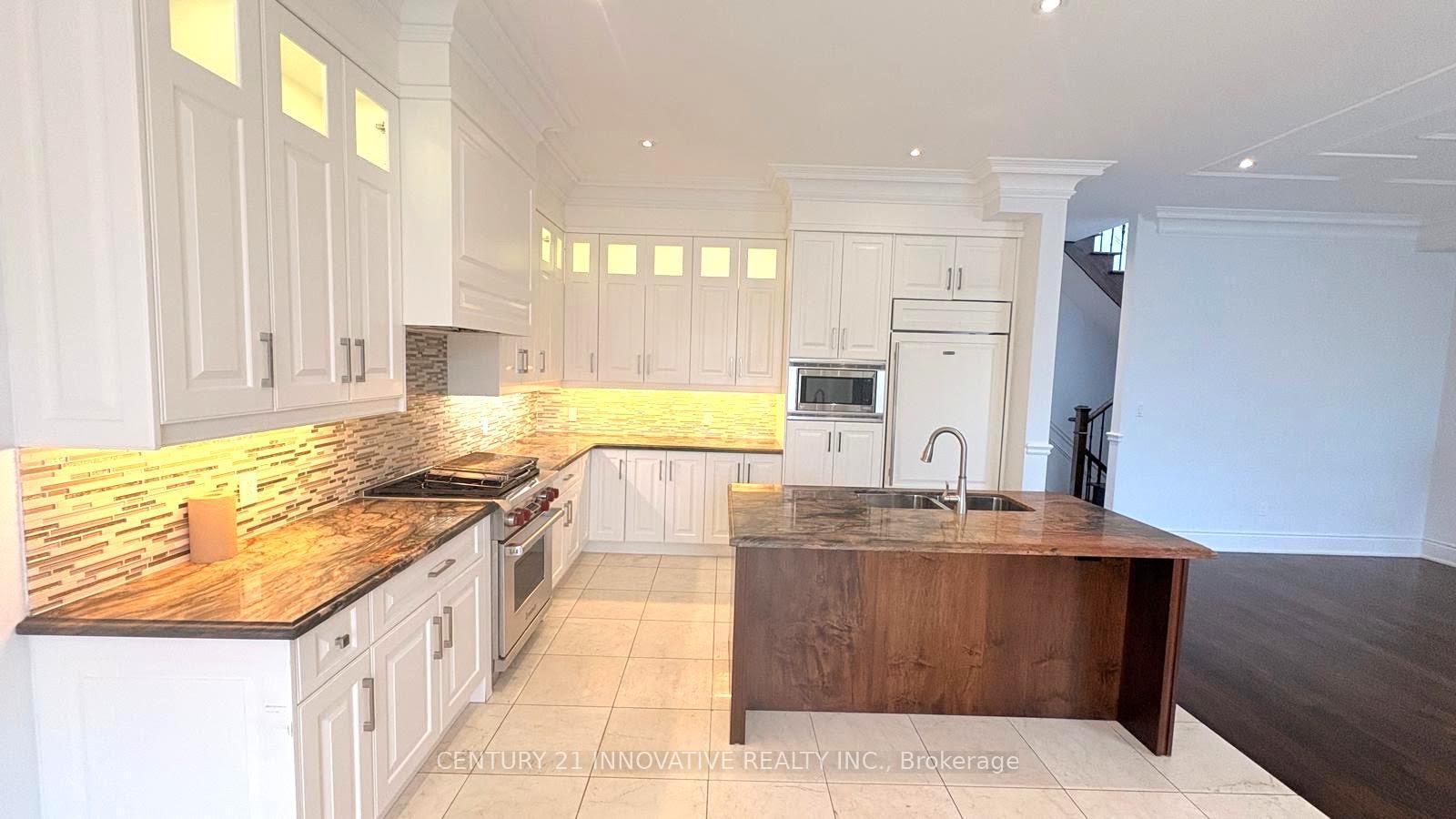 Photo 25 of 111 Royal Palm Drive, Vaughan, Crestwood-Springfarm-Yorkhill — HOMEH