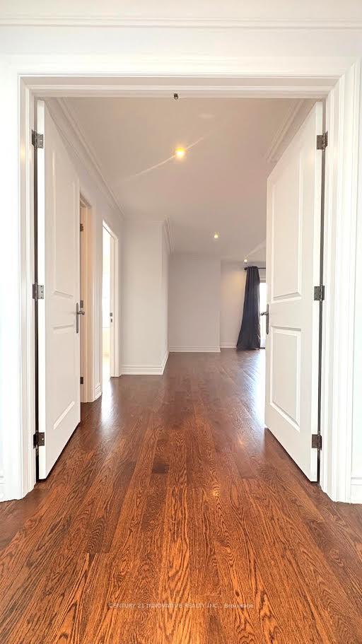 Photo 31 of 111 Royal Palm Drive, Vaughan, Crestwood-Springfarm-Yorkhill — HOMEH