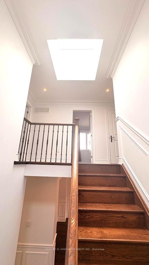 Photo 37 of 111 Royal Palm Drive, Vaughan, Crestwood-Springfarm-Yorkhill — HOMEH