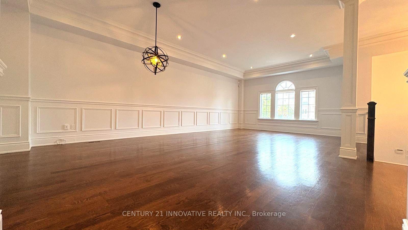 Photo 14 of 111 Royal Palm Drive, Vaughan, Crestwood-Springfarm-Yorkhill — HOMEH