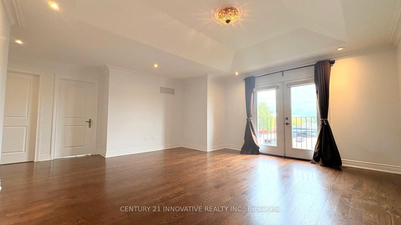 Photo 40 of 111 Royal Palm Drive, Vaughan, Crestwood-Springfarm-Yorkhill — HOMEH