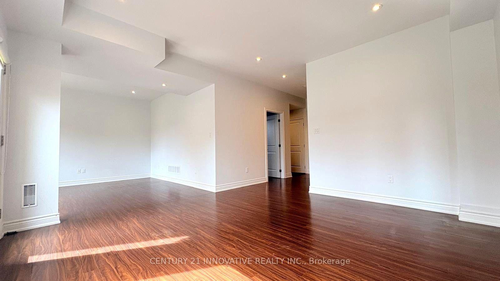 Photo 76 of 111 Royal Palm Drive, Vaughan, Crestwood-Springfarm-Yorkhill — HOMEH