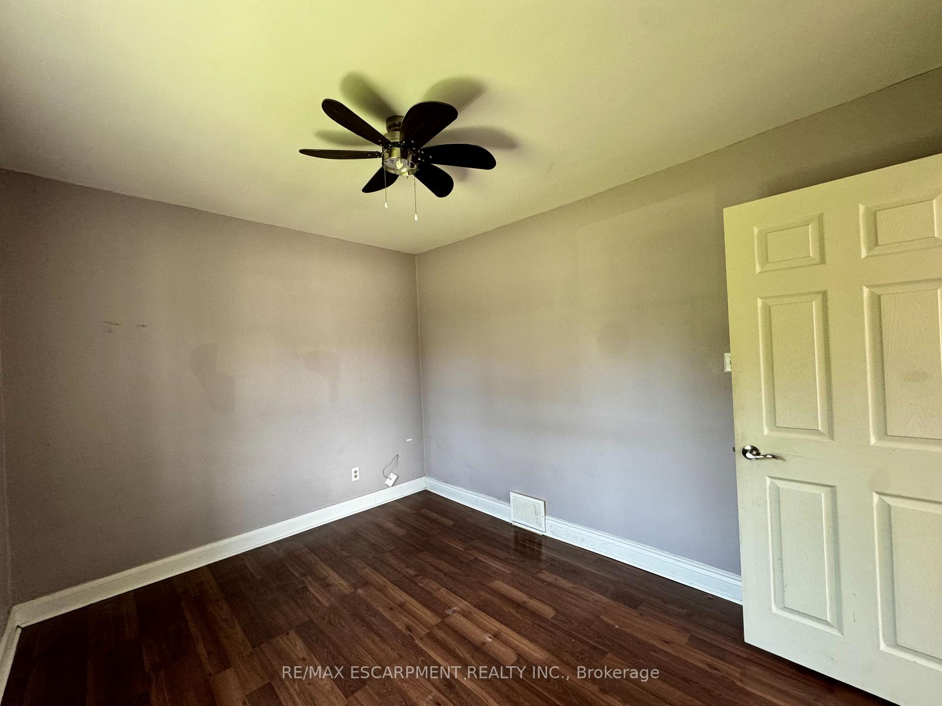 Photo 6 of 89 Lincoln Avenue, St. Catharines, Oakdale — HOMEH