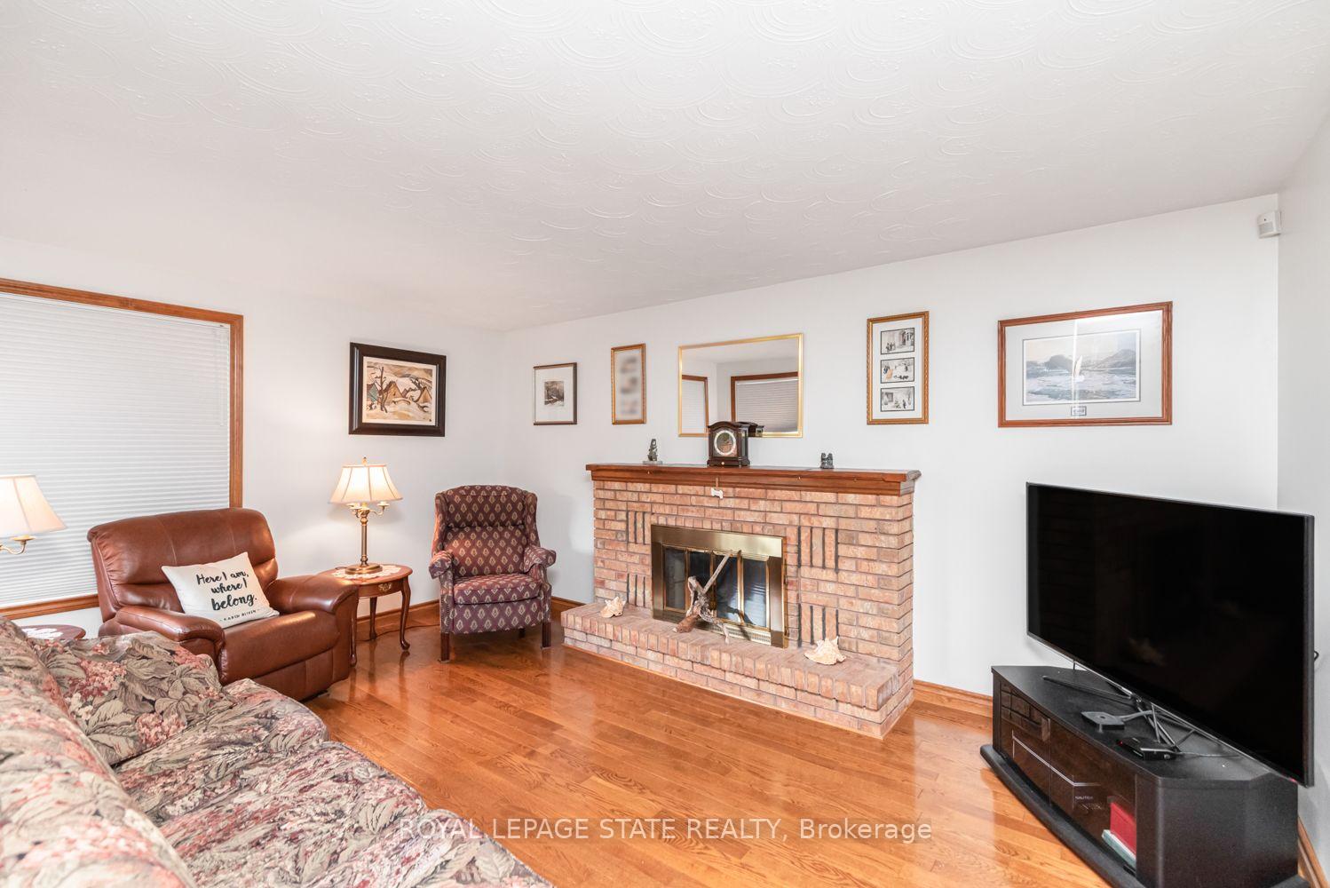 Photo 13 of 311 Hemlock Avenue, Hamilton, Stoney Creek — HOMEH
