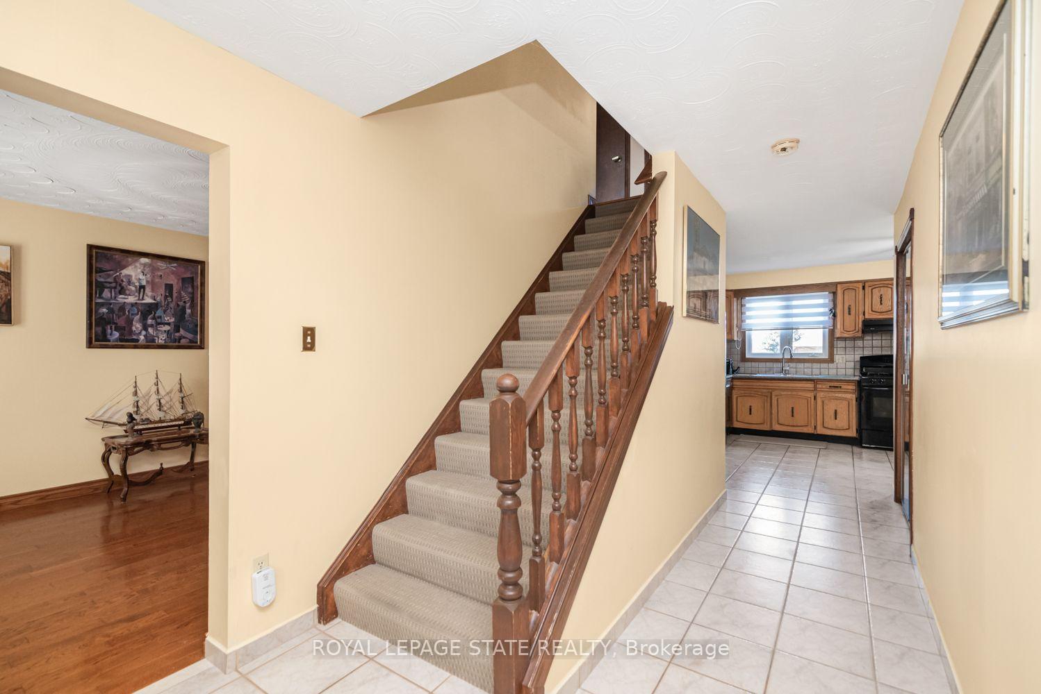 Photo 17 of 311 Hemlock Avenue, Hamilton, Stoney Creek — HOMEH