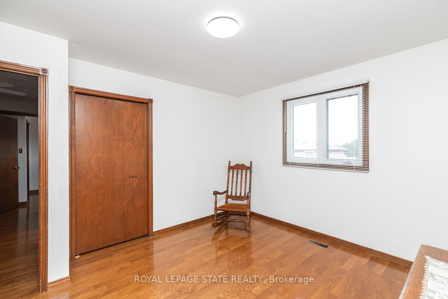 Photo 18 of 311 Hemlock Avenue, Hamilton, Stoney Creek — HOMEH