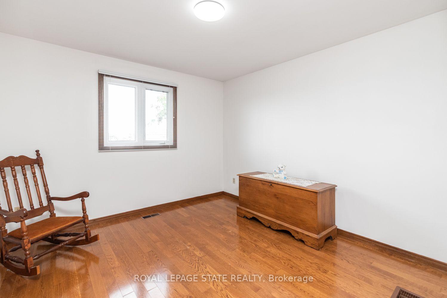 Photo 19 of 311 Hemlock Avenue, Hamilton, Stoney Creek — HOMEH