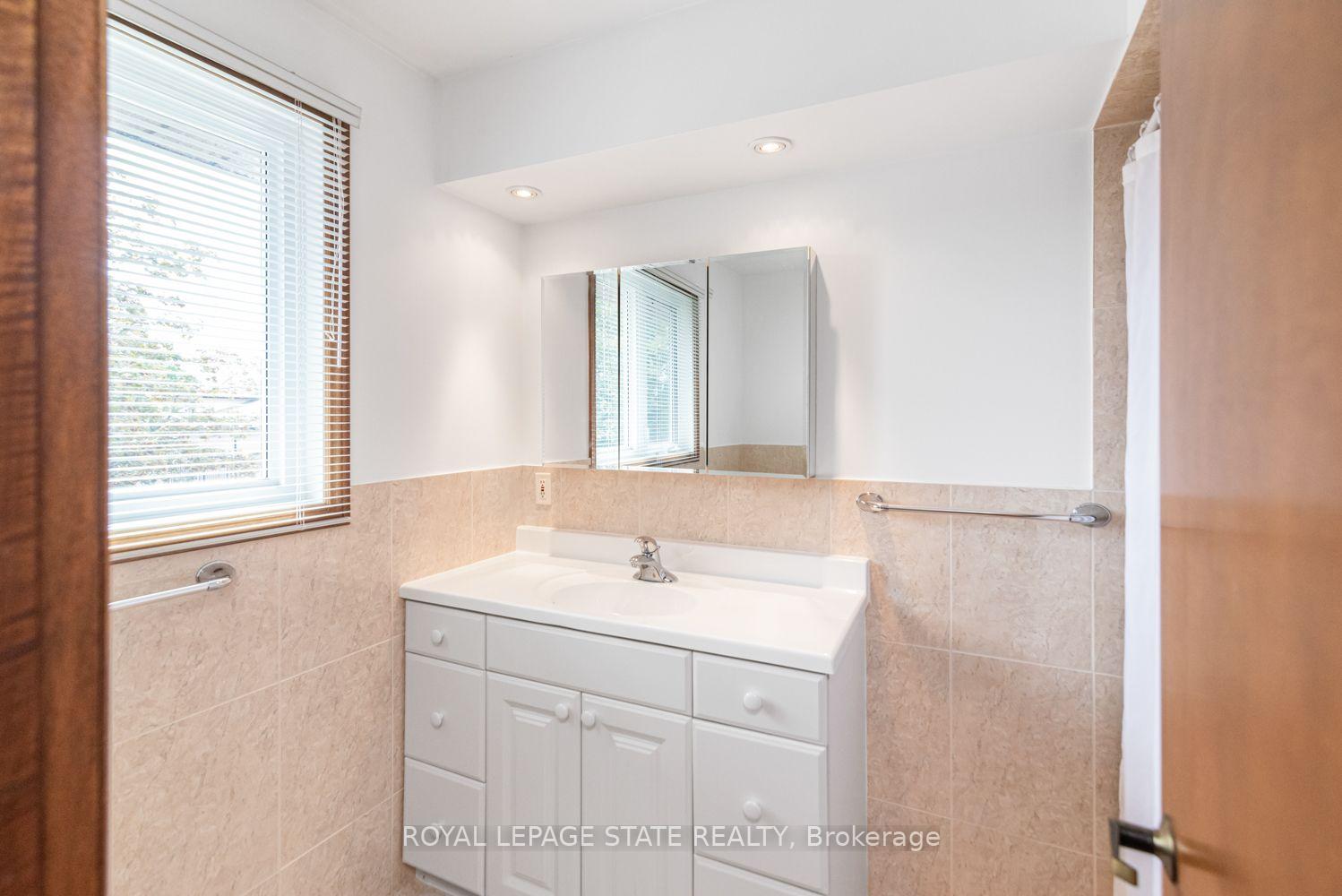 Photo 28 of 311 Hemlock Avenue, Hamilton, Stoney Creek — HOMEH