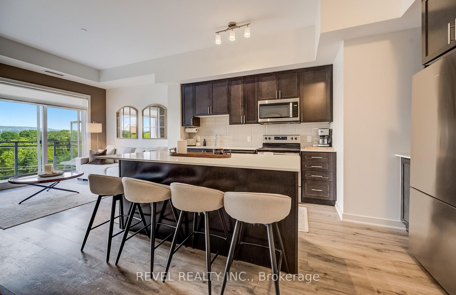 Photo 6 of Unit 614, 320 Plains Road E, Burlington, LaSalle — HOMEH