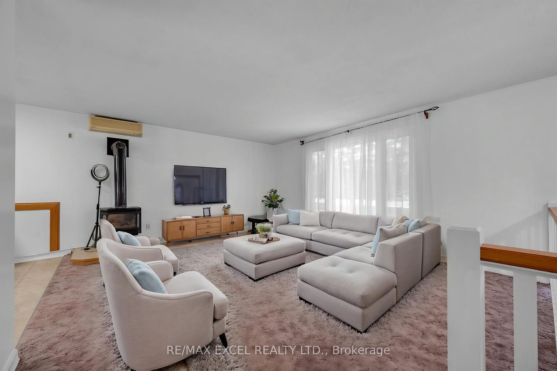 Photo 8 of 46 Queen Street, North Stormont, North Stormont (Finch) Twp — HOMEH