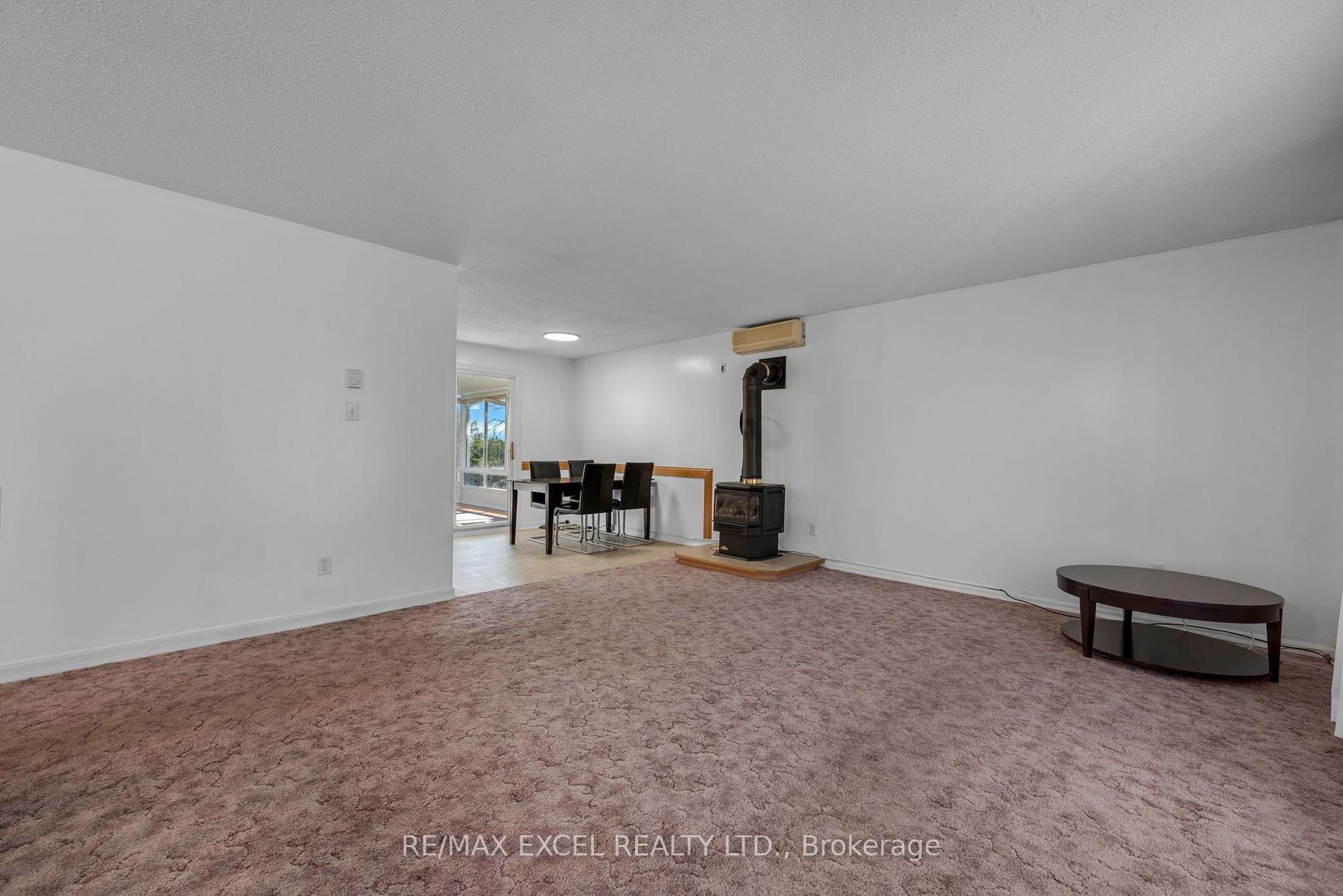 Photo 11 of 46 Queen Street, North Stormont, North Stormont (Finch) Twp — HOMEH
