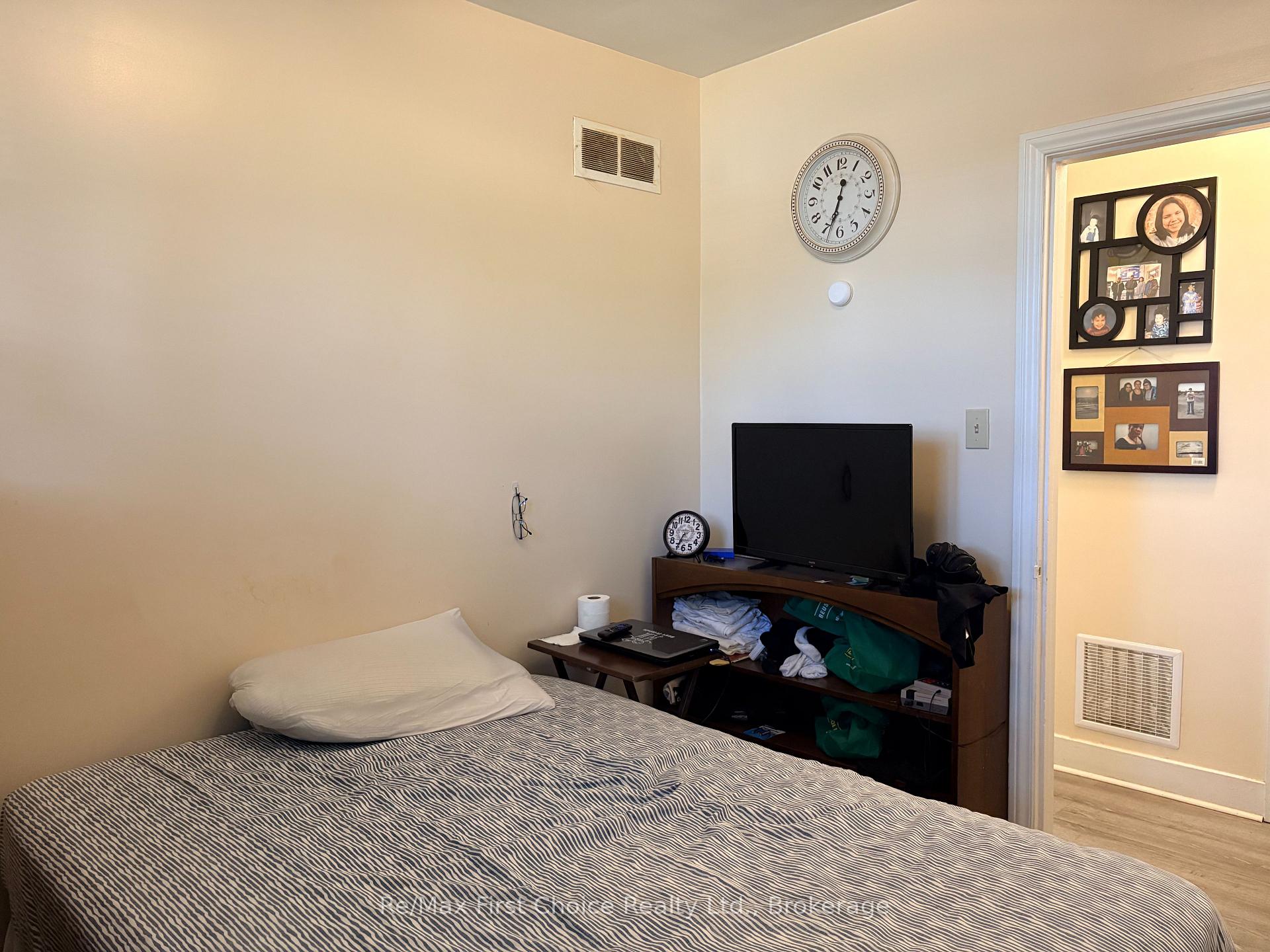 Photo 9 of 1212 Walsh Street E, Thunder Bay, Westfort — HOMEH
