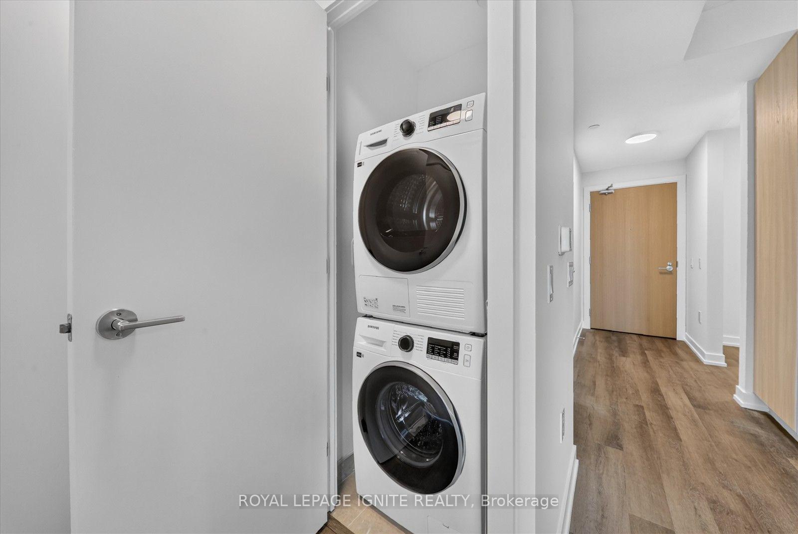 Photo 9 of Unit 810A, 5 Meadowvale Road, Vaughan, Vaughan Corporate Centre — HOMEH