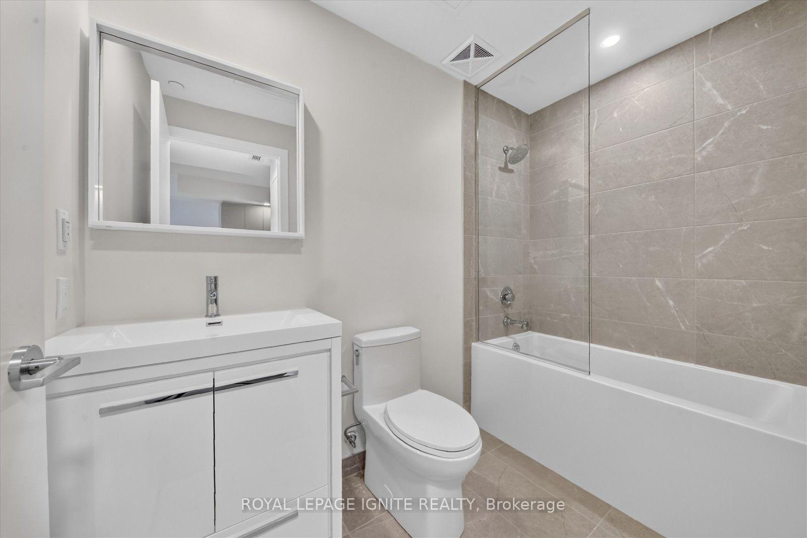 Photo 10 of Unit 810A, 5 Meadowvale Road, Vaughan, Vaughan Corporate Centre — HOMEH
