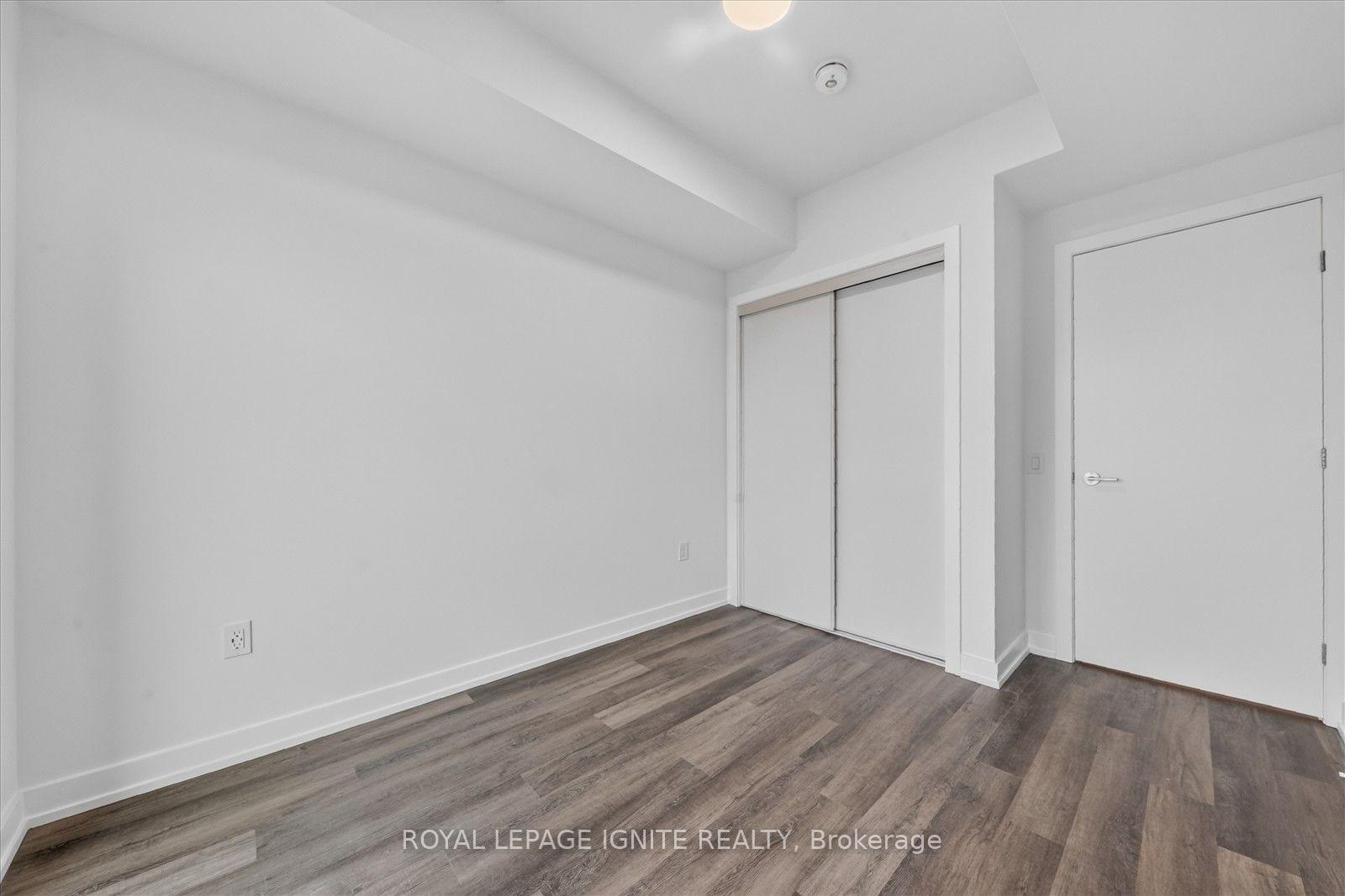 Photo 12 of Unit 810A, 5 Meadowvale Road, Vaughan, Vaughan Corporate Centre — HOMEH
