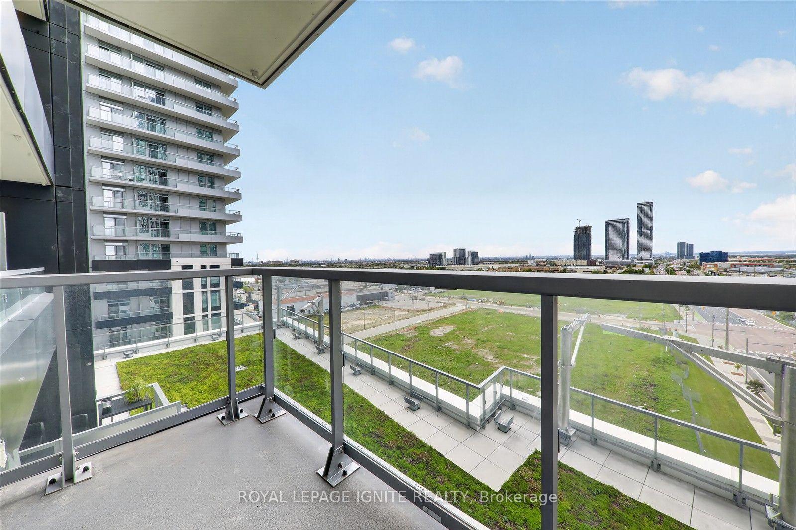 Photo 13 of Unit 810A, 5 Meadowvale Road, Vaughan, Vaughan Corporate Centre — HOMEH