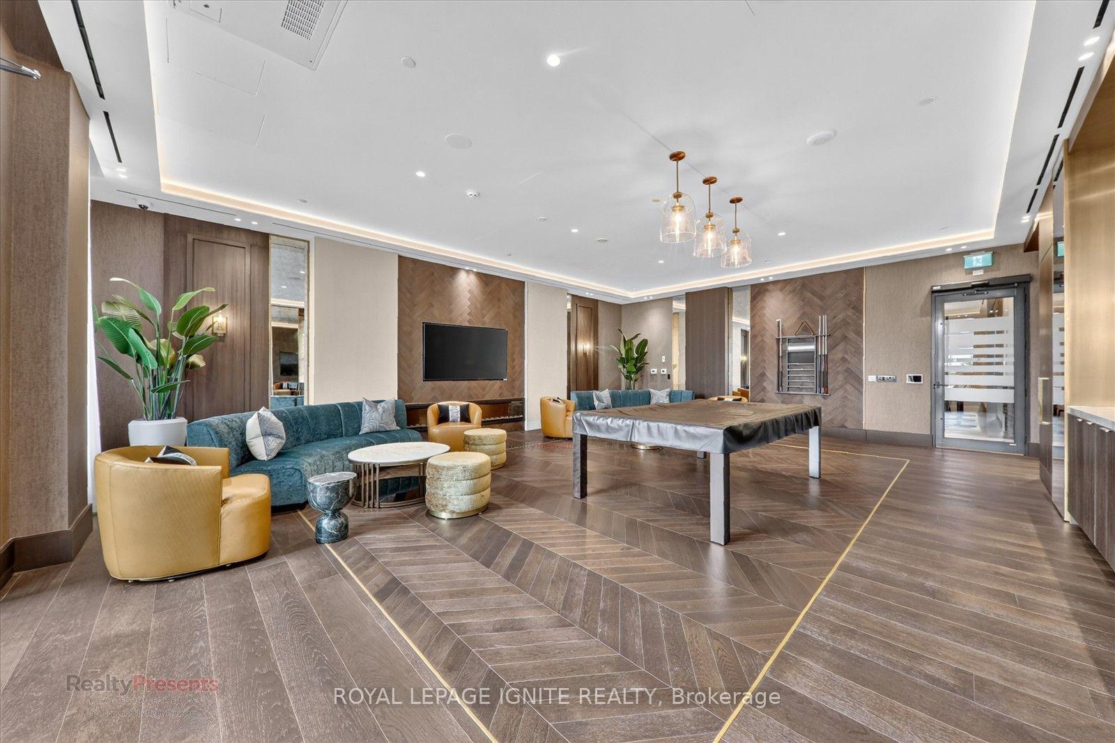 Photo 14 of Unit 810A, 5 Meadowvale Road, Vaughan, Vaughan Corporate Centre — HOMEH