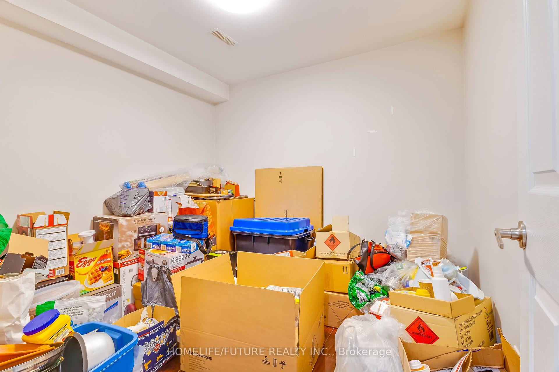 Photo 43 of 84 Jack Monkman Crescent, Markham, Cedarwood — HOMEH
