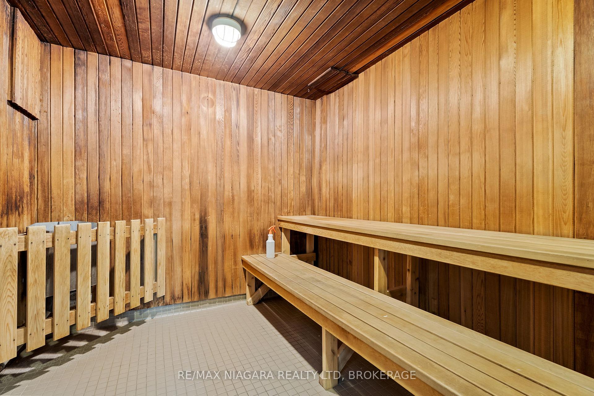 Photo 3 of Unit 1003, 35 Towering Heights Boulevard, St. Catharines, Glendale/Glenridge — HOMEH