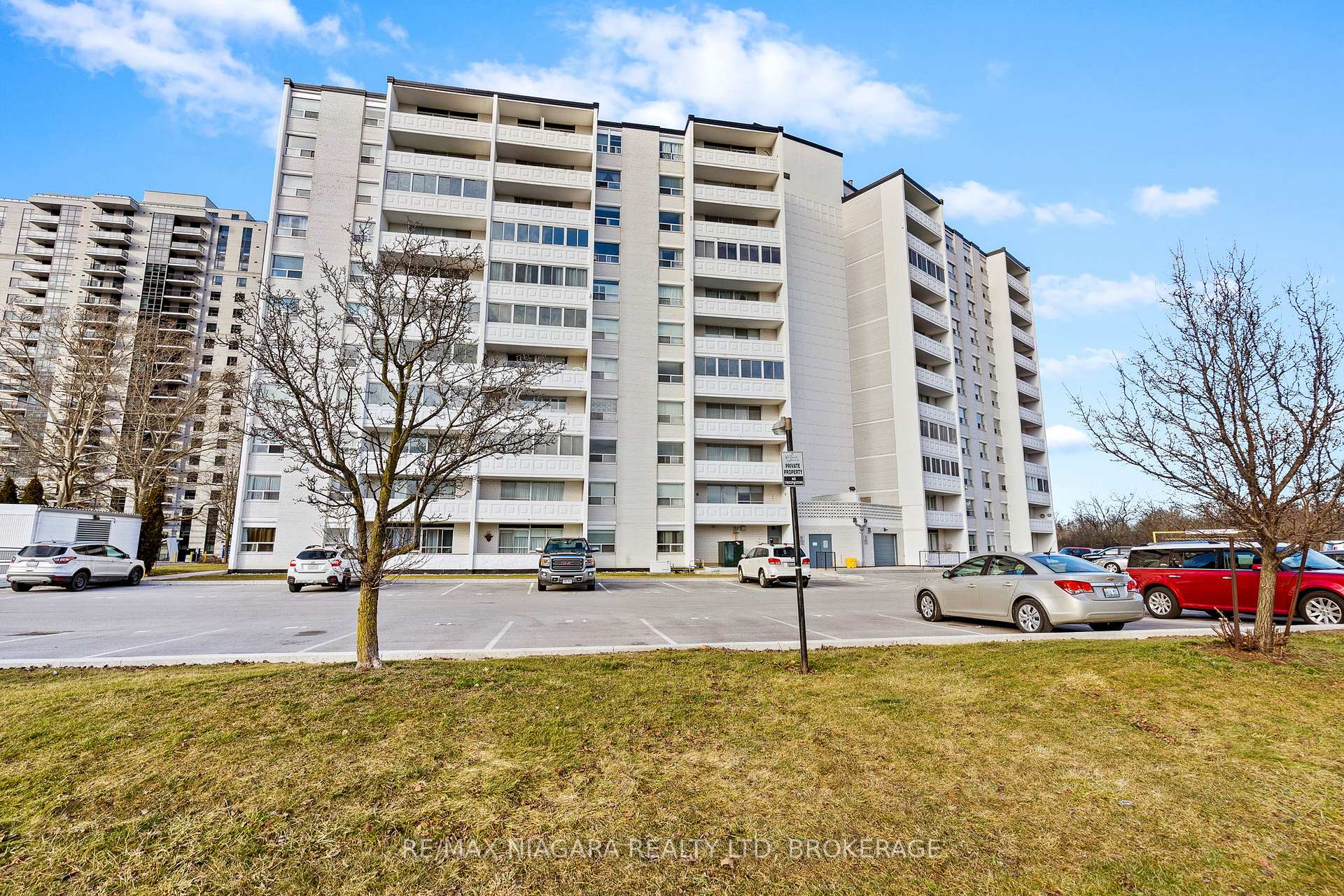 Photo 5 of Unit 1003, 35 Towering Heights Boulevard, St. Catharines, Glendale/Glenridge — HOMEH
