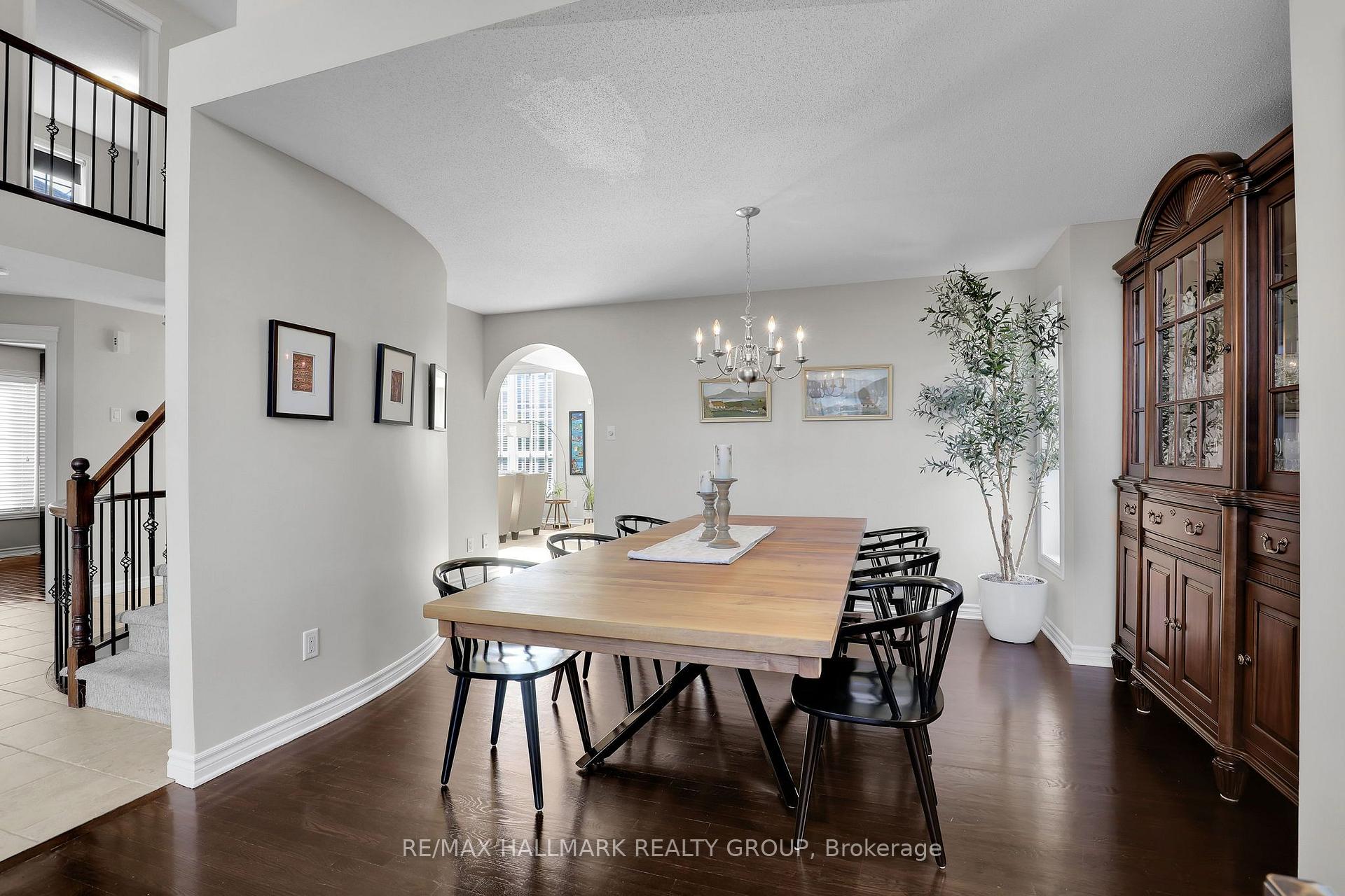 Photo 7 of 56 Golflinks Drive, Ottawa, Barrhaven - Stonebridge — HOMEH