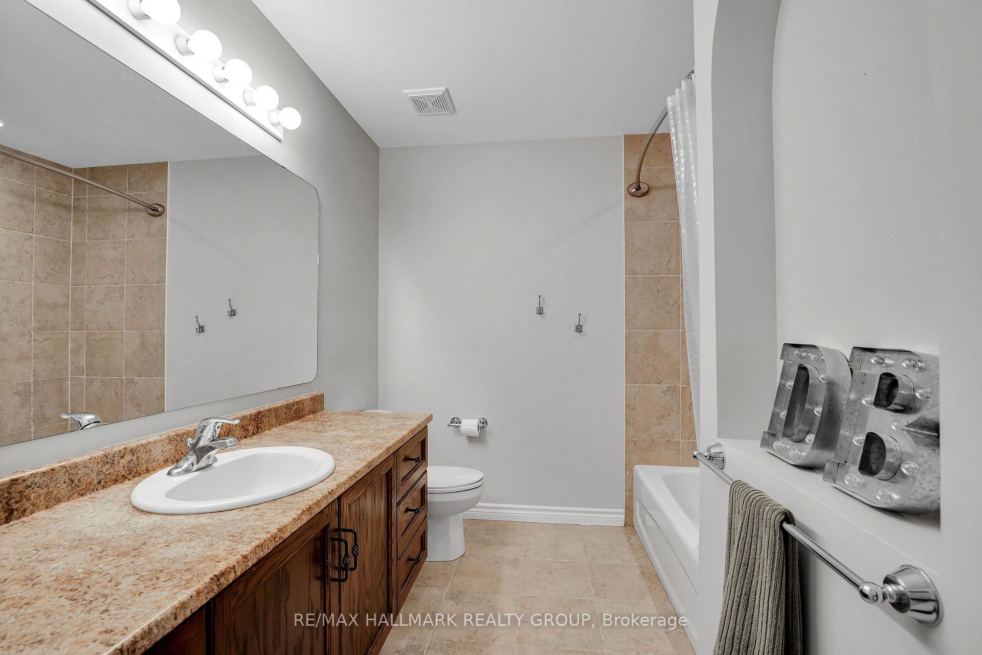 Photo 21 of 56 Golflinks Drive, Ottawa, Barrhaven - Stonebridge — HOMEH