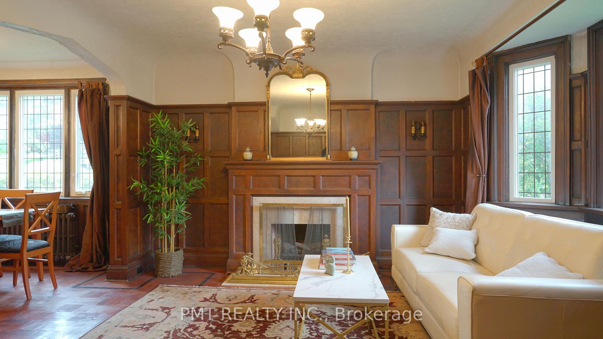 Photo 3 of Unit Main, 2 Larkin Avenue, Toronto, High Park-Swansea — HOMEH