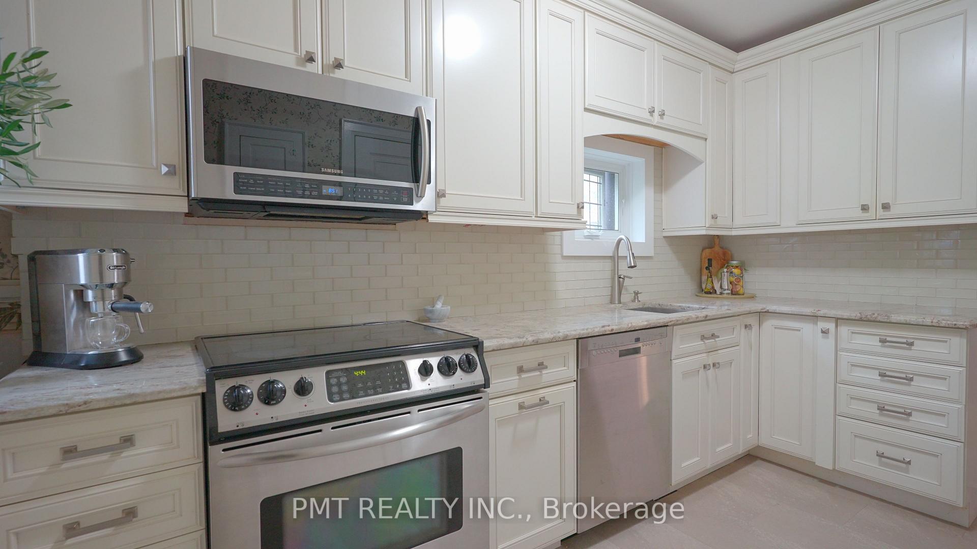 Photo 8 of Unit Main, 2 Larkin Avenue, Toronto, High Park-Swansea — HOMEH