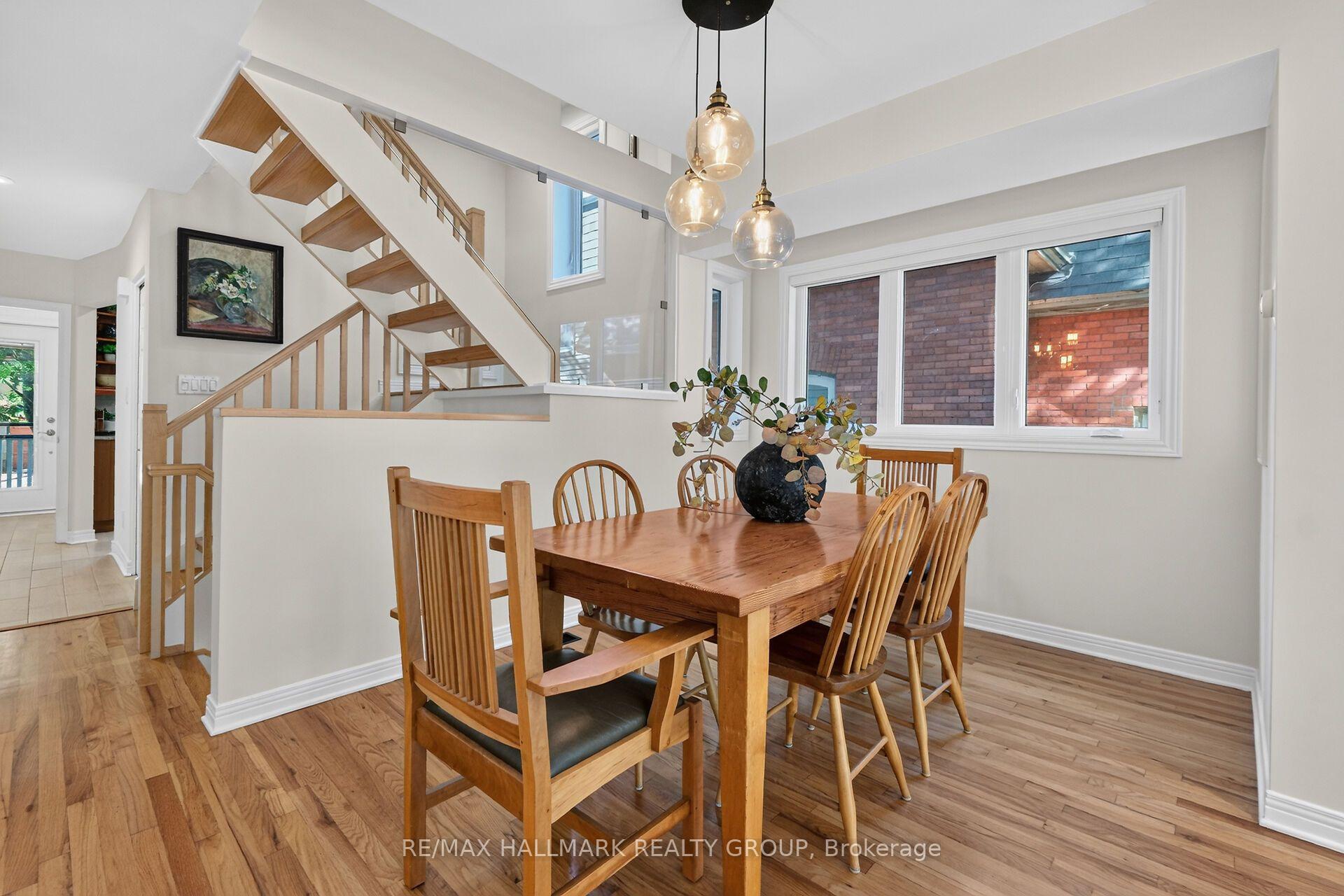 Photo 11 of 151 Crichton Street, Ottawa, New Edinburgh — HOMEH