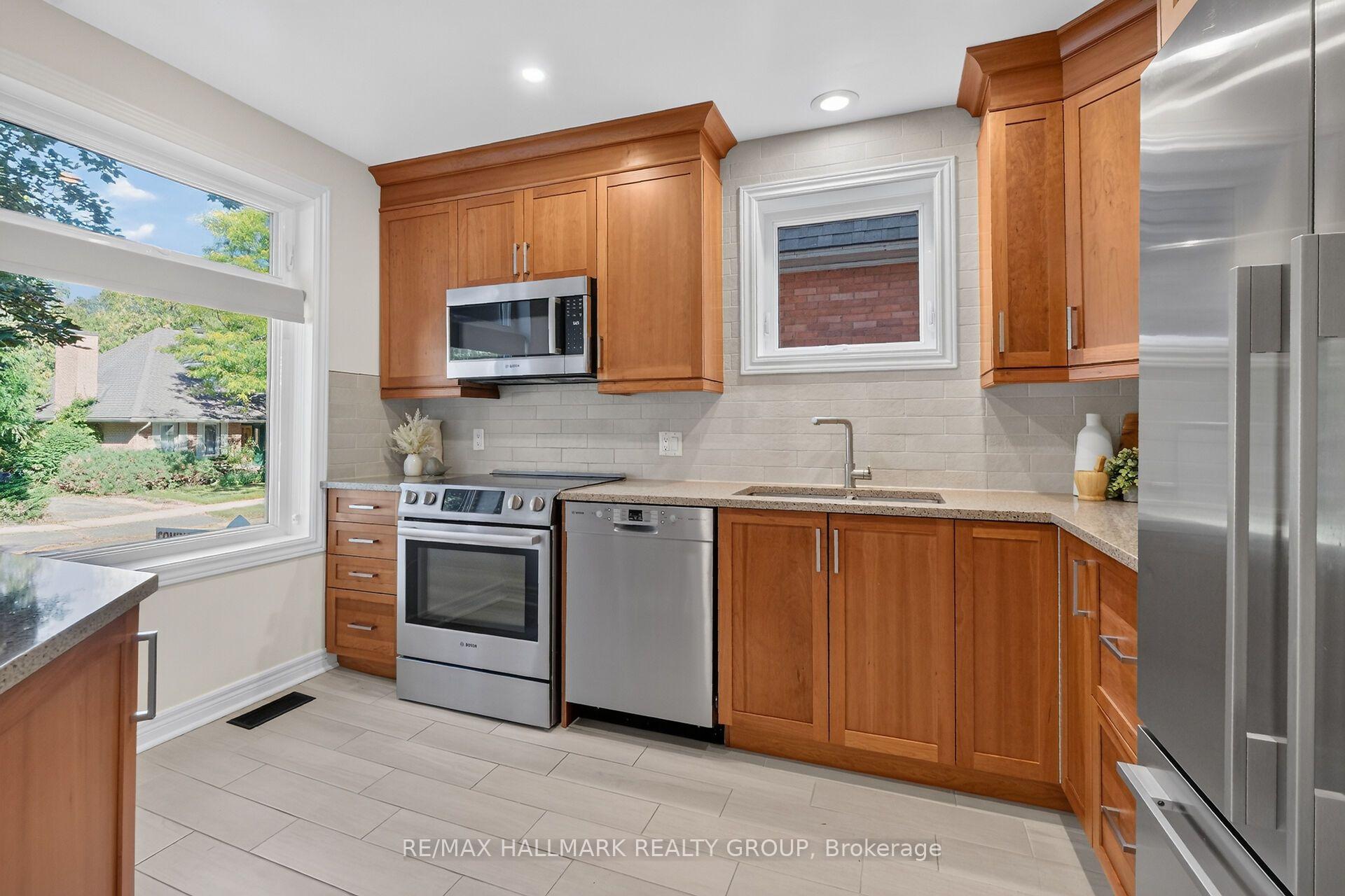 Photo 14 of 151 Crichton Street, Ottawa, New Edinburgh — HOMEH