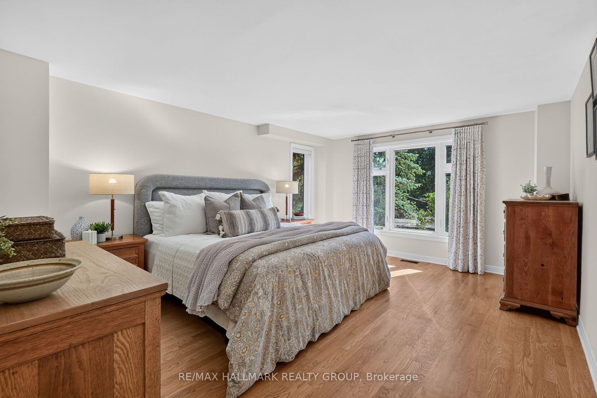 Photo 19 of 151 Crichton Street, Ottawa, New Edinburgh — HOMEH