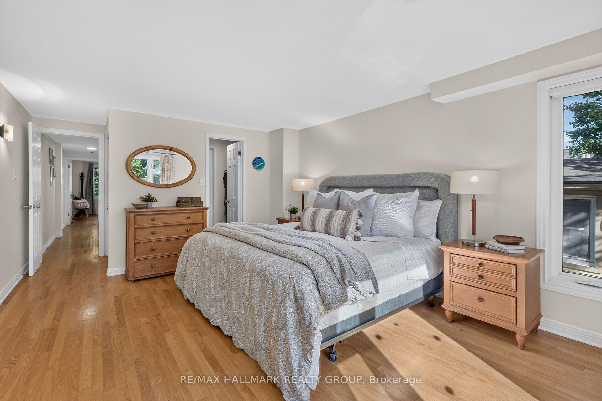 Photo 20 of 151 Crichton Street, Ottawa, New Edinburgh — HOMEH