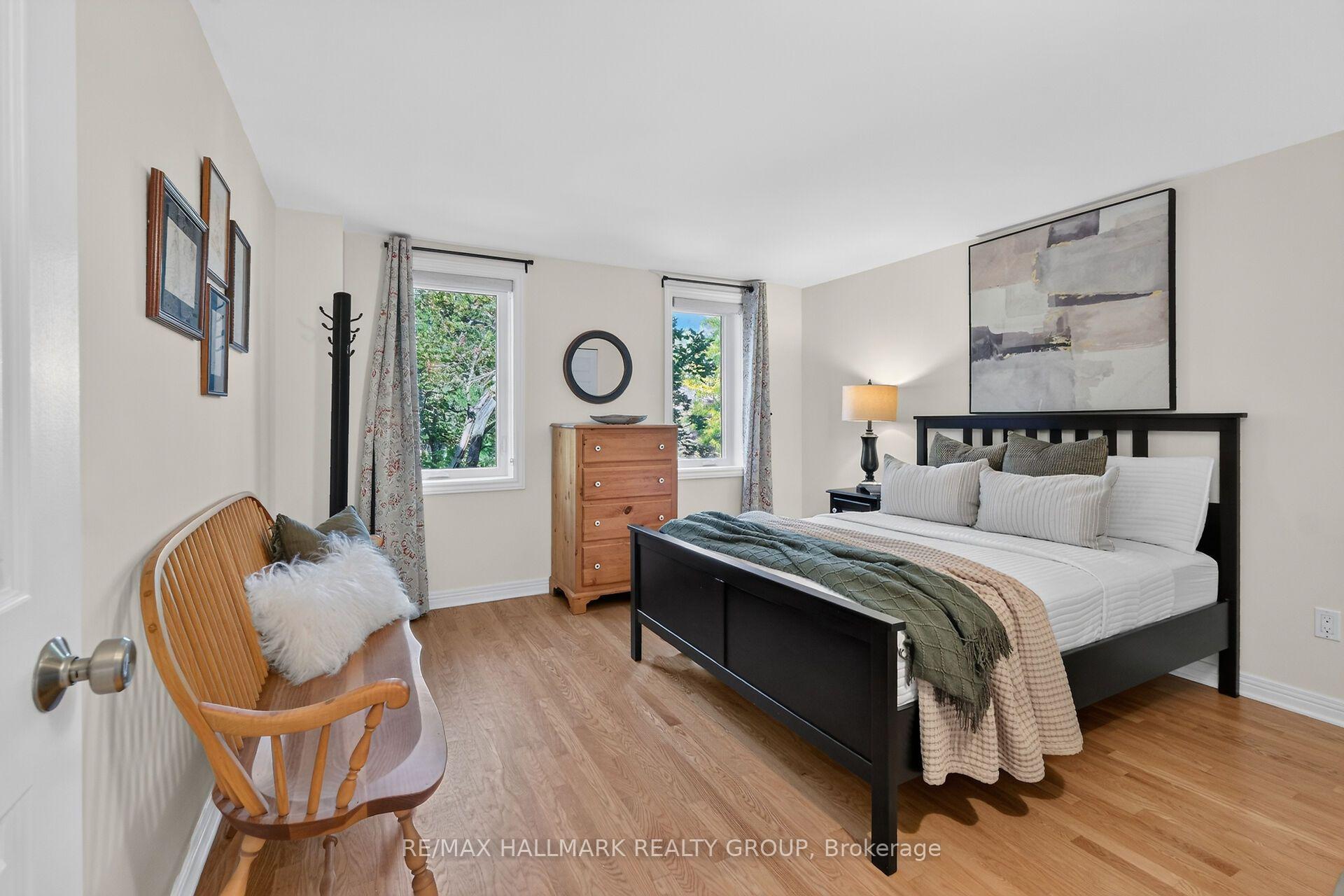 Photo 21 of 151 Crichton Street, Ottawa, New Edinburgh — HOMEH