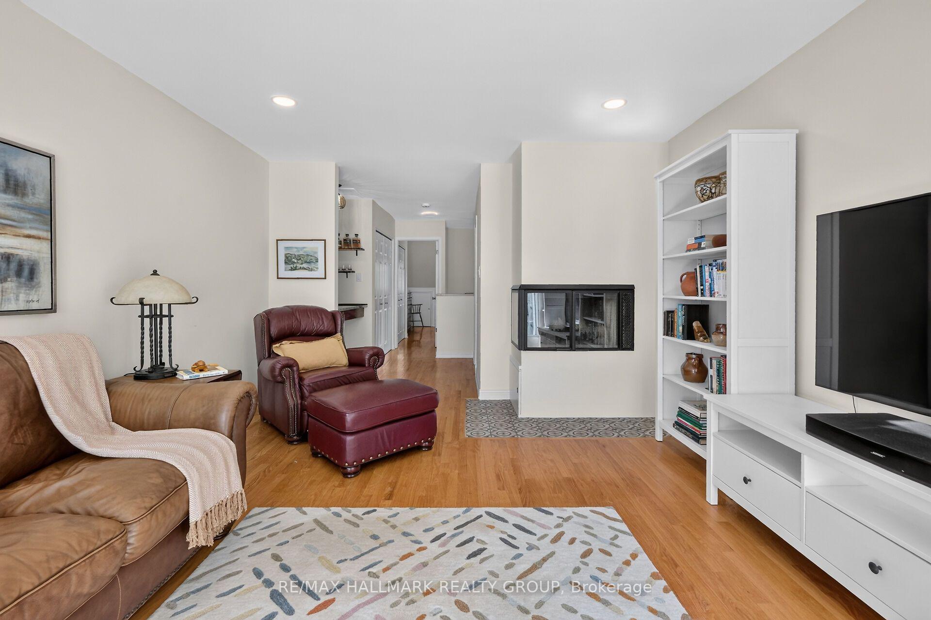 Photo 25 of 151 Crichton Street, Ottawa, New Edinburgh — HOMEH