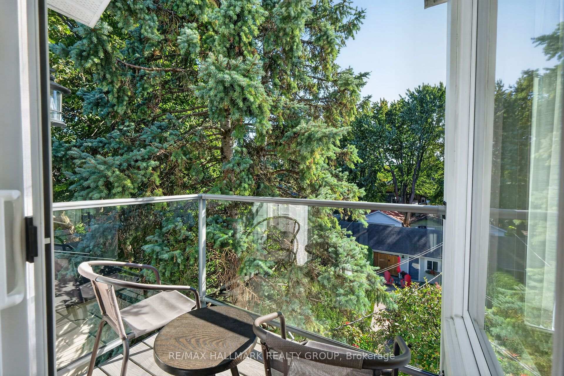 Photo 27 of 151 Crichton Street, Ottawa, New Edinburgh — HOMEH