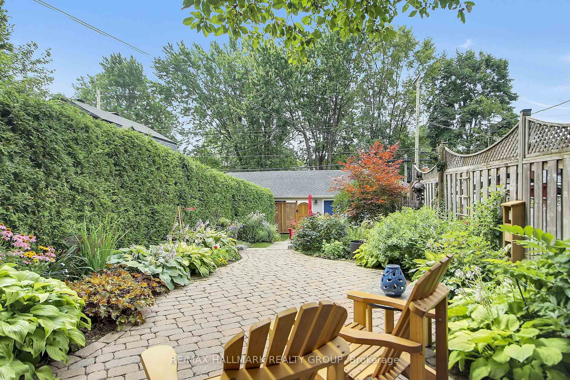 Photo 37 of 151 Crichton Street, Ottawa, New Edinburgh — HOMEH
