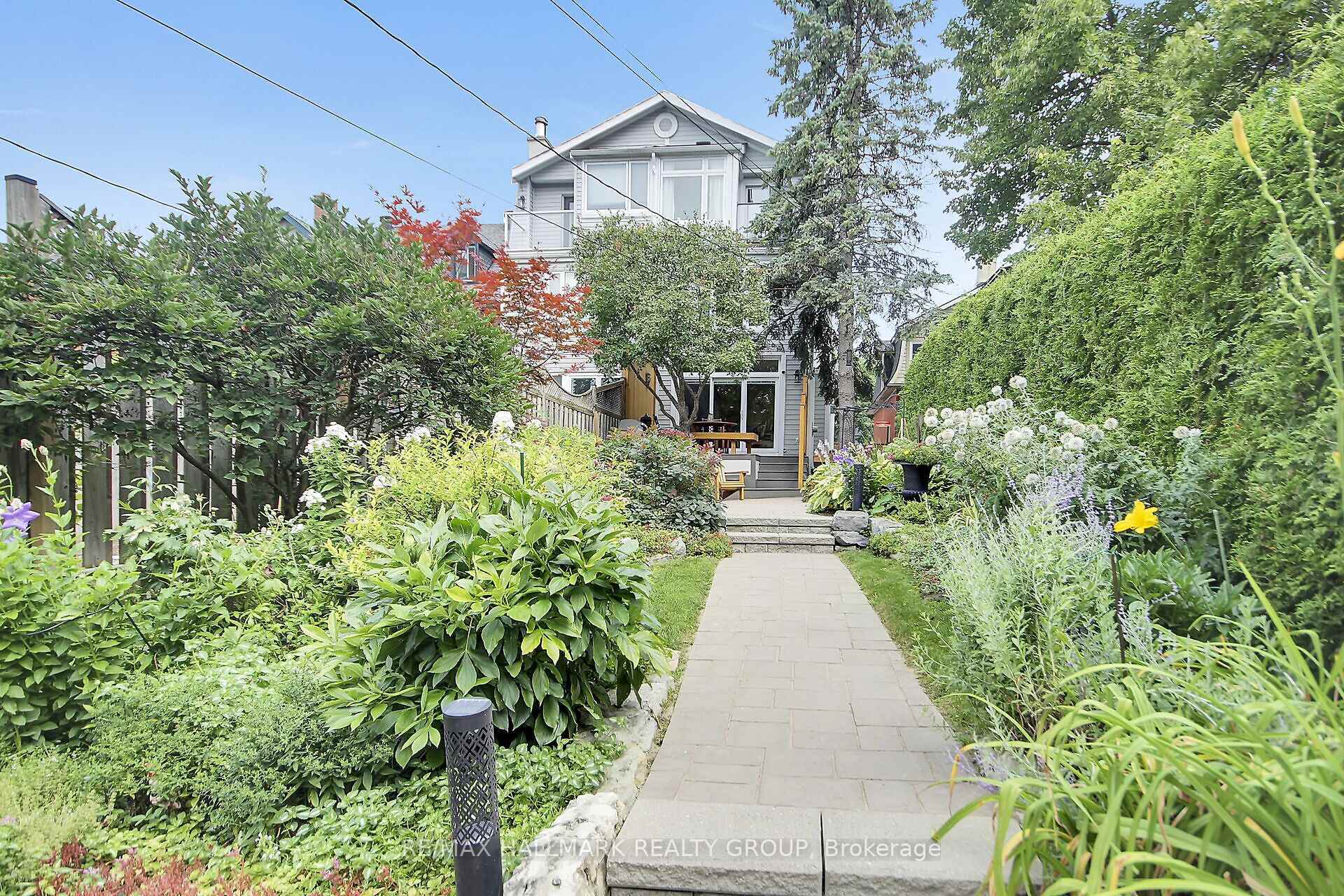 Photo 40 of 151 Crichton Street, Ottawa, New Edinburgh — HOMEH