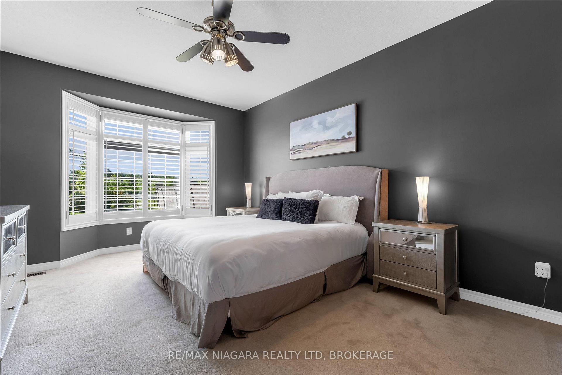 Photo 8 of 404 Wright Crescent, Niagara-on-the-Lake, Glendale — HOMEH