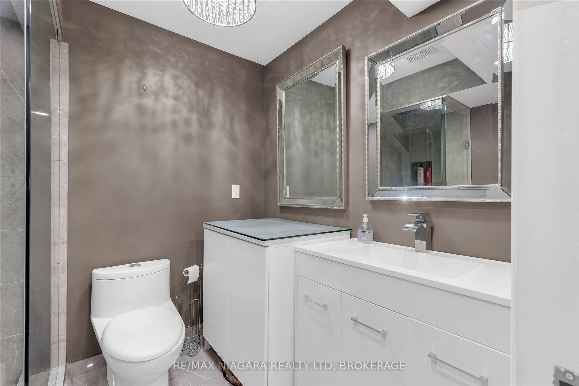 Photo 18 of 404 Wright Crescent, Niagara-on-the-Lake, Glendale — HOMEH