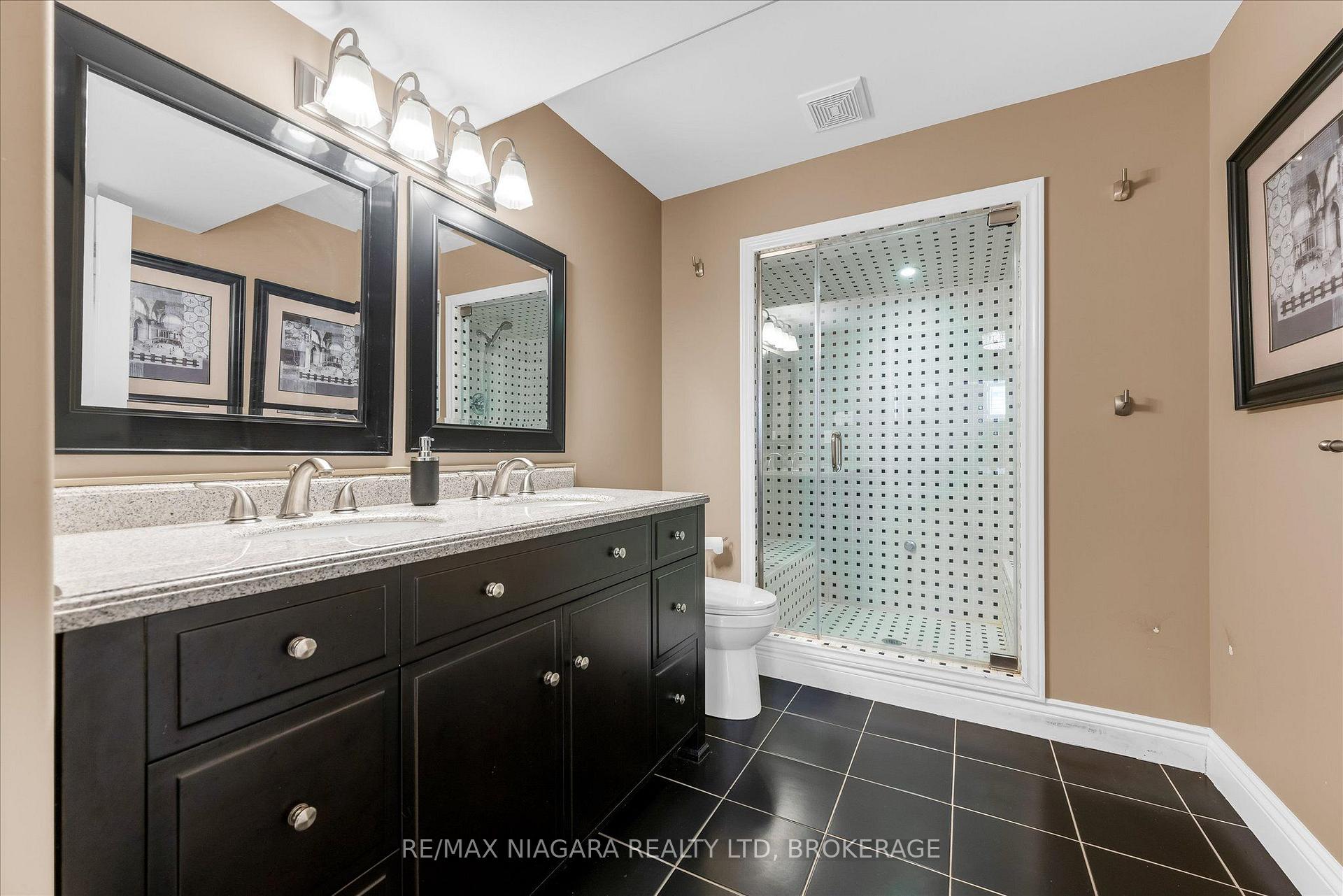 Photo 23 of 404 Wright Crescent, Niagara-on-the-Lake, Glendale — HOMEH