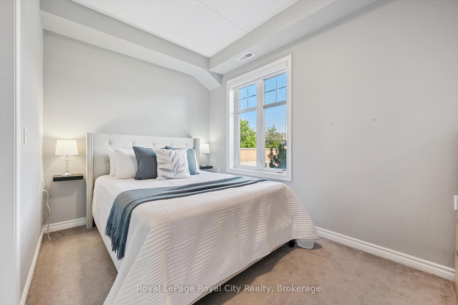 Photo 14 of Unit 113, 2 Colonial Drive, Guelph, Pineridge/Westminster Woods — HOMEH