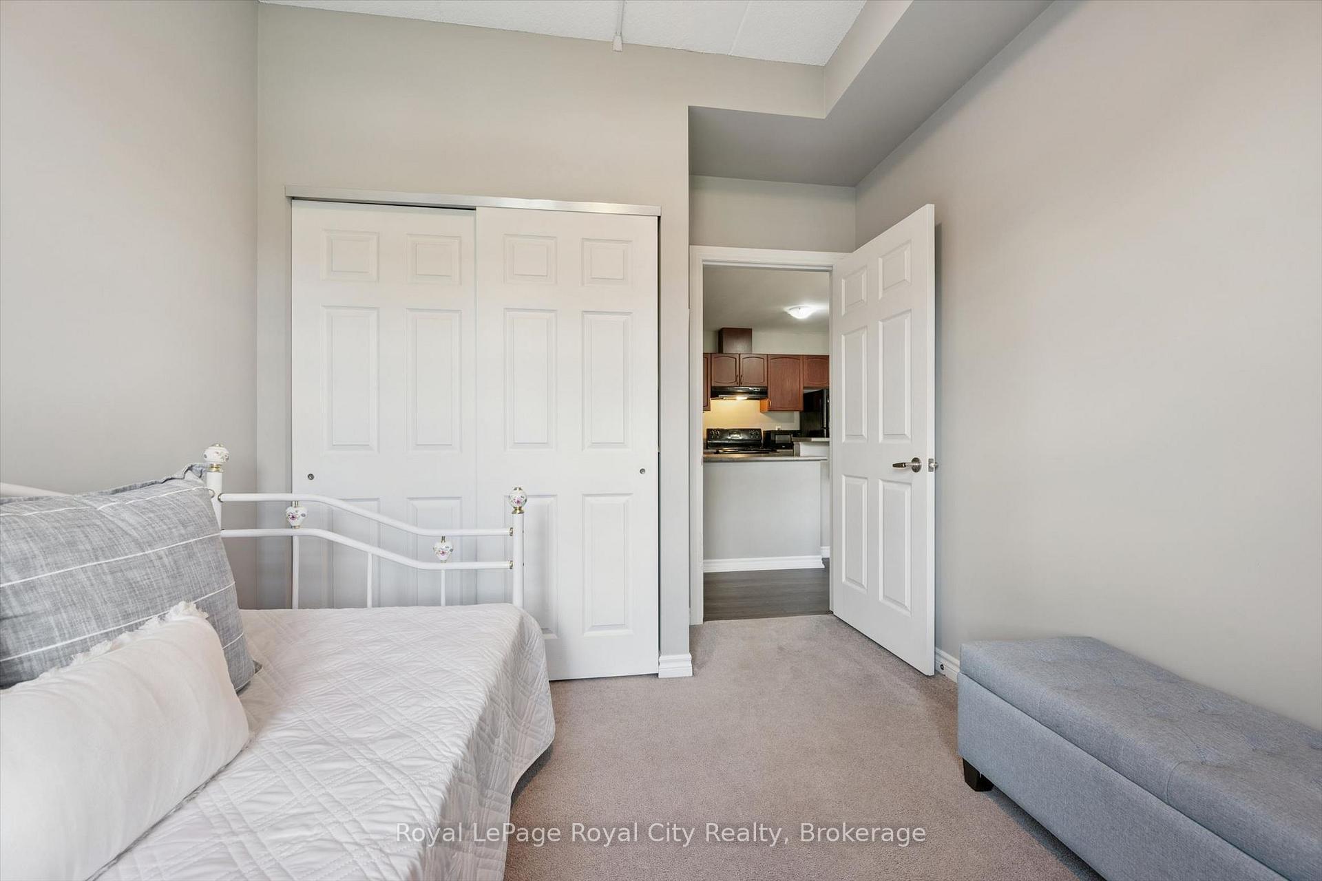 Photo 19 of Unit 113, 2 Colonial Drive, Guelph, Pineridge/Westminster Woods — HOMEH